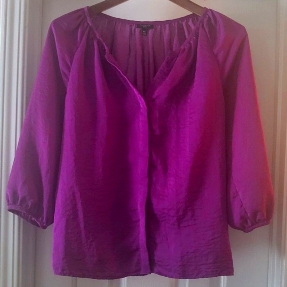 Talbots 10 Petite Plum Bubble Sleeve Tunic! Great condition!